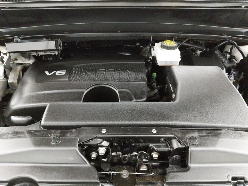 2018 Nissan Pathfinder - Engine