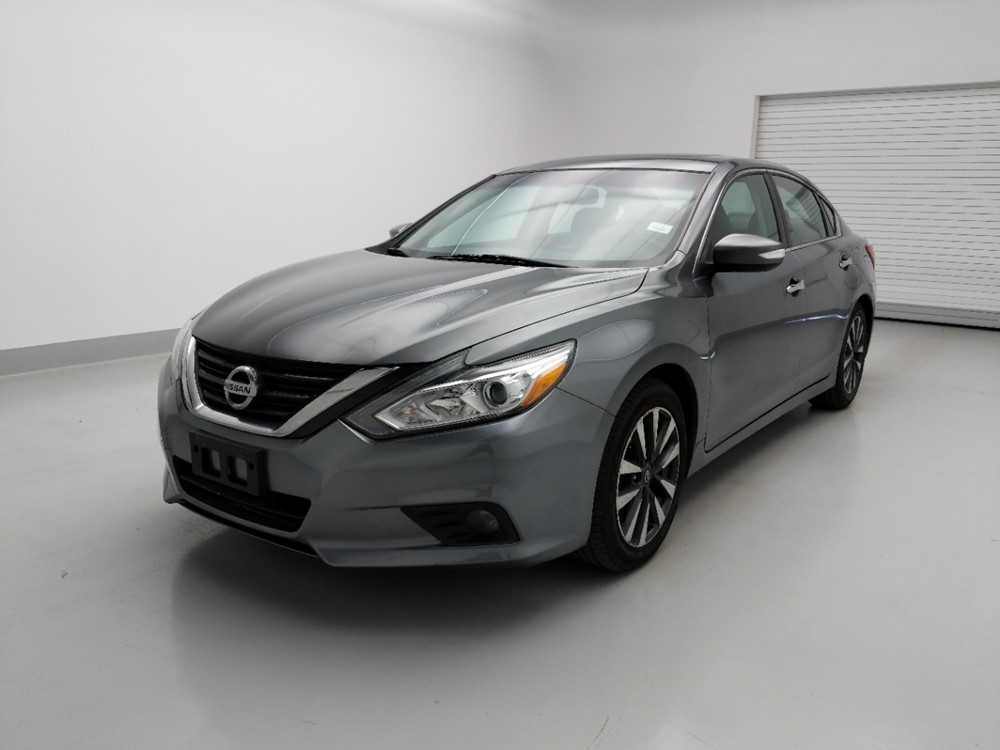 Used 2017 Nissan Altima Driver Front Bumper