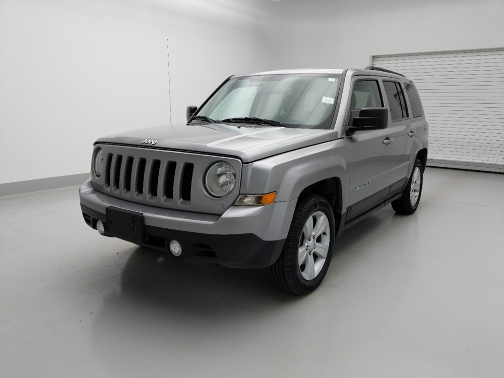 Used 2016 Jeep Patriot Driver Front Bumper