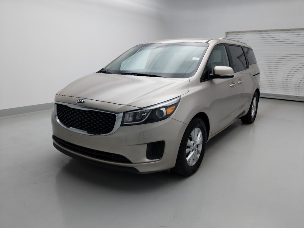 Used 2015 Kia Sedona Driver Front Bumper