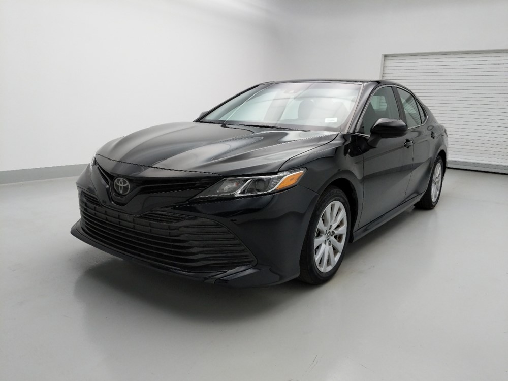 Used 2018 Toyota Camry Driver Front Bumper