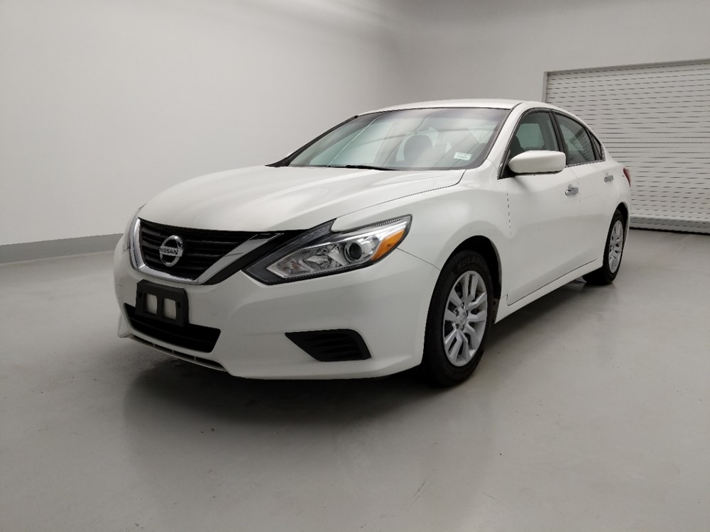 Used 2017 Nissan Altima Driver Front Bumper