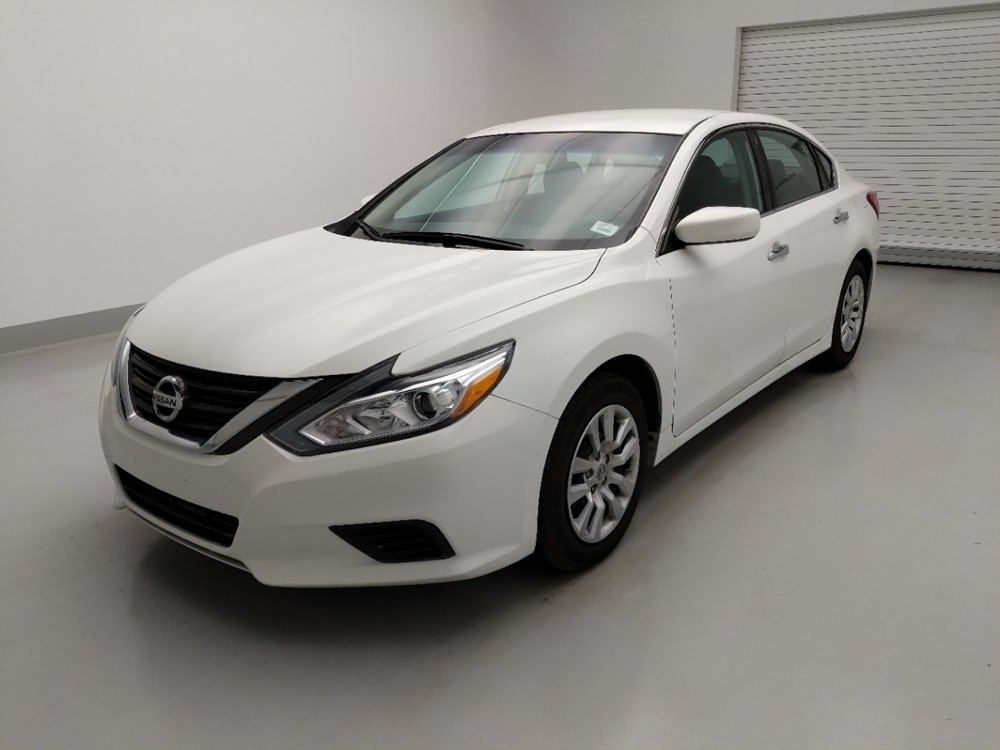 Used 2016 Nissan Altima Driver Front Bumper