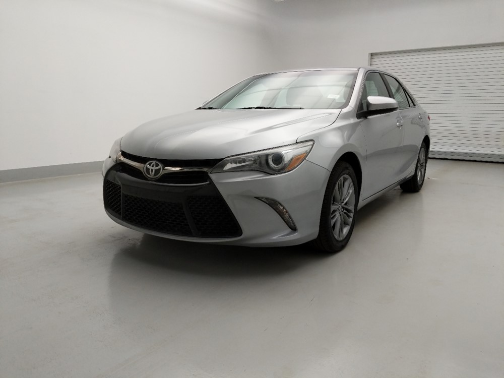Used 2016 Toyota Camry Driver Front Bumper