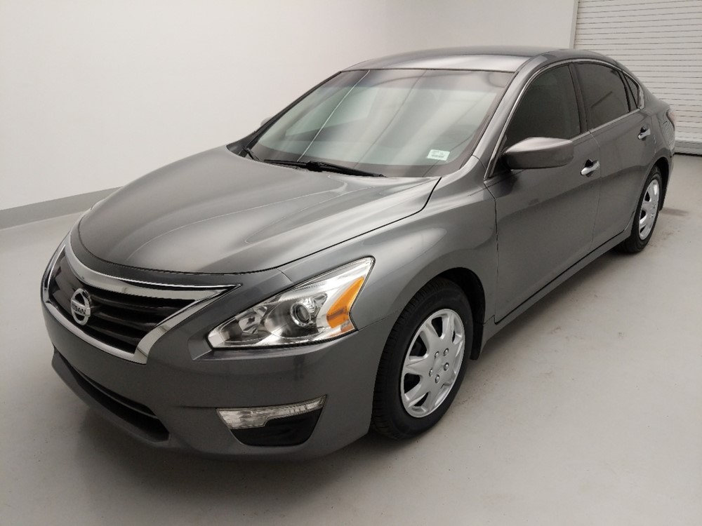Used 2015 Nissan Altima Driver Front Bumper