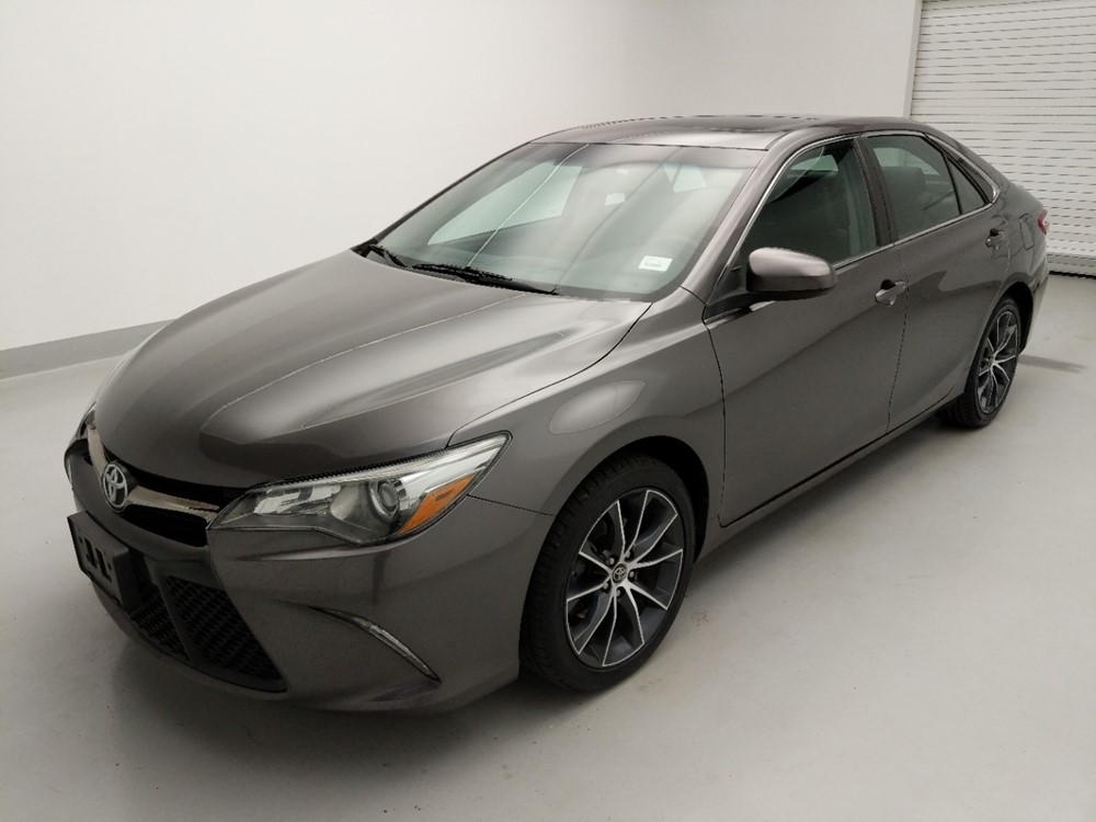 Used 2015 Toyota Camry Driver Front Bumper