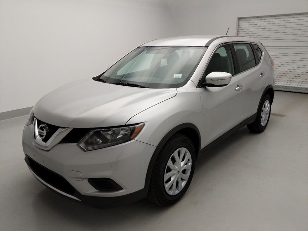 Used 2015 Nissan Rogue Driver Front Bumper