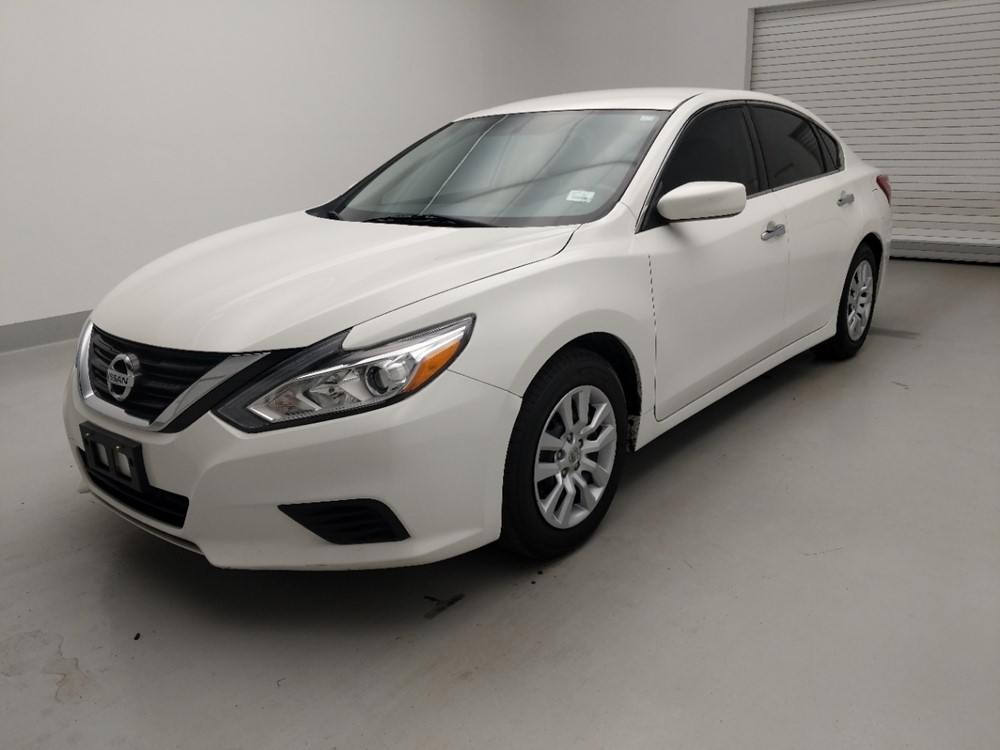 Used 2016 Nissan Altima Driver Front Bumper