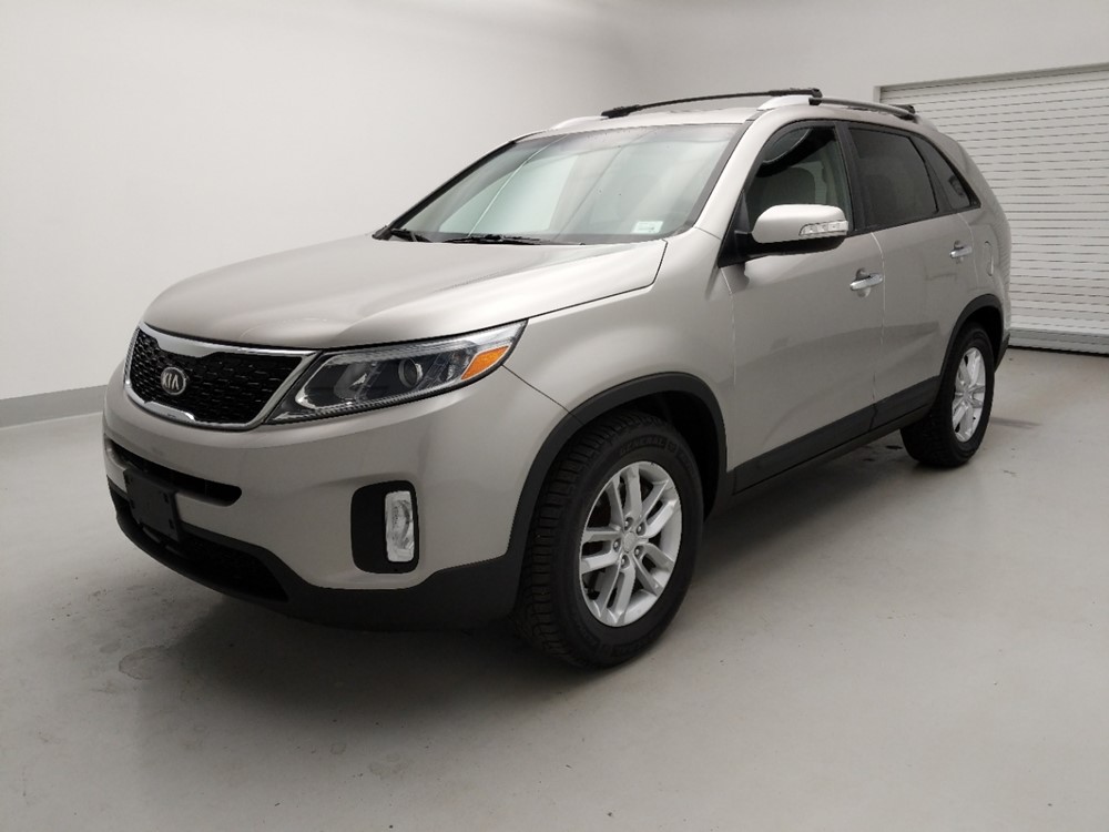 Used 2014 Kia Sorento Driver Front Bumper