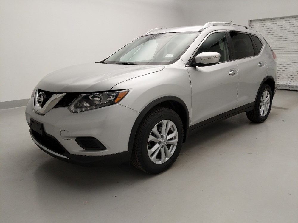 Used 2015 Nissan Rogue Driver Front Bumper