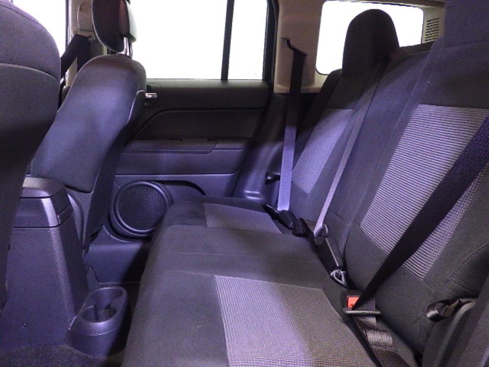 2014 Jeep Patriot - Driver Rear Seat