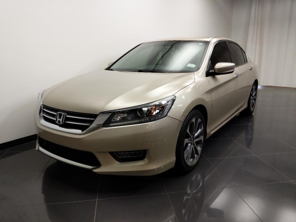 2013 Honda Accord - Driver Front Bumper