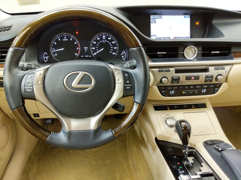 2015 Lexus ES 350 - Driver Dash
