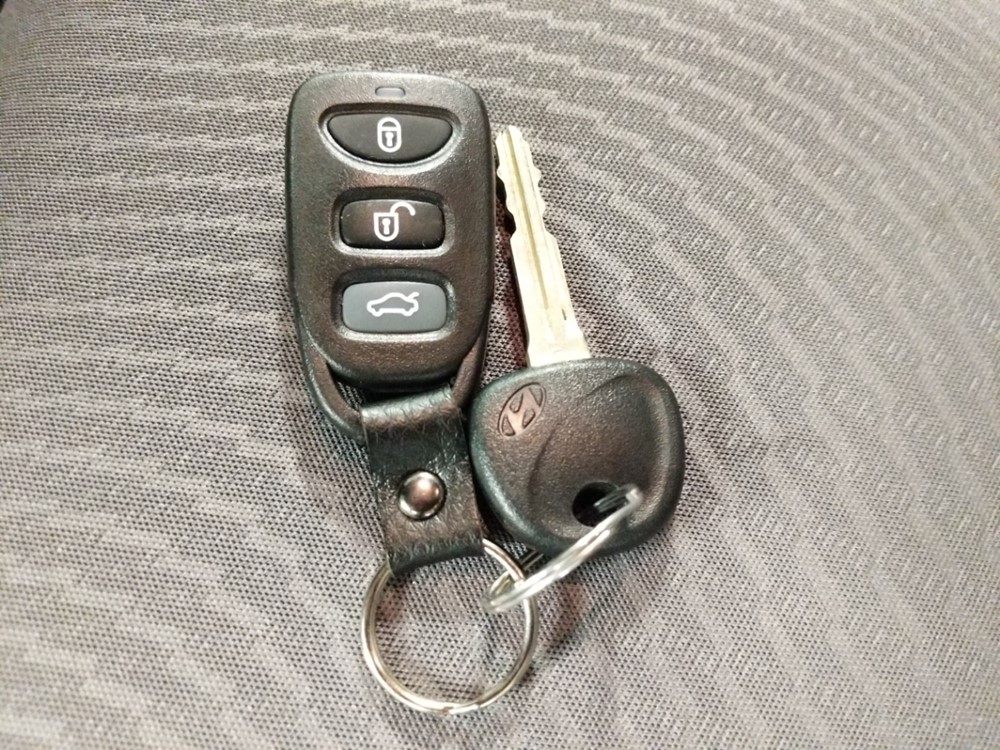 2015 Hyundai Elantra - Keys