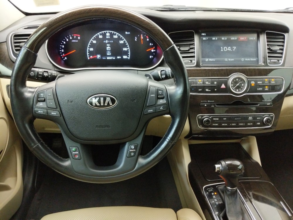 2014 Kia Cadenza - Driver Dash