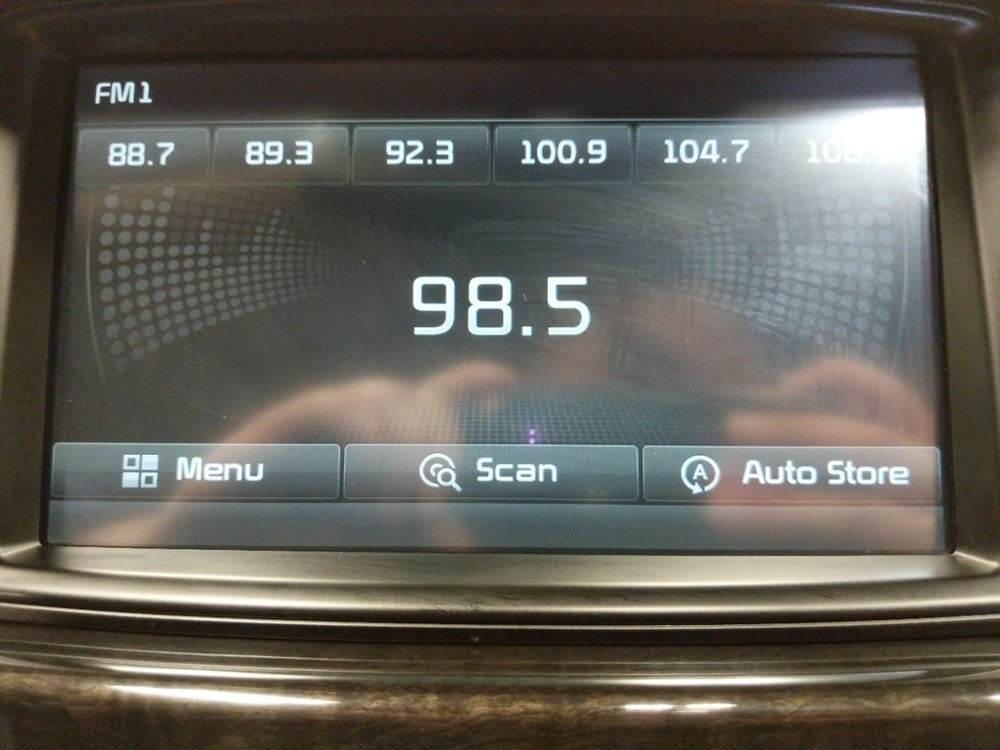2014 Kia Cadenza - Stereo Package