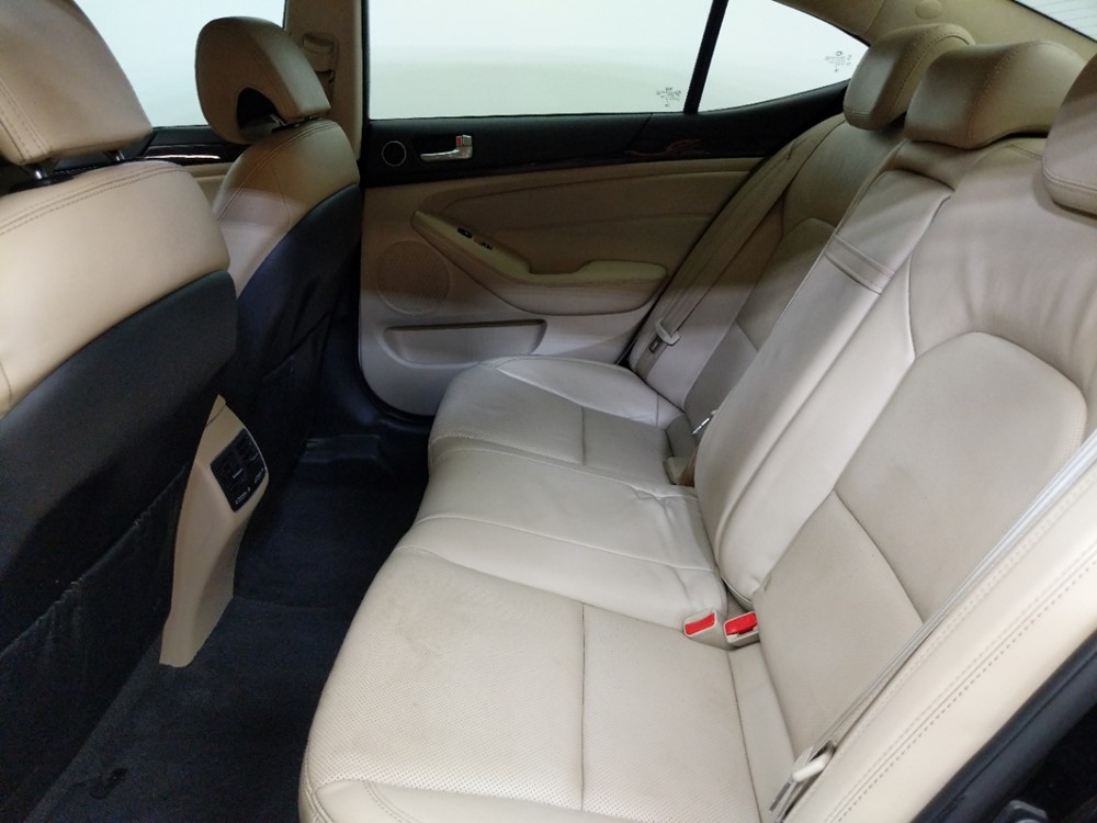 2014 Kia Cadenza - Driver Rear Seat