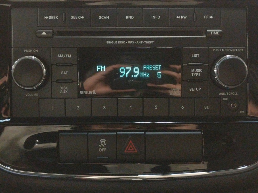 2012 Chrysler 200 - Stereo Package