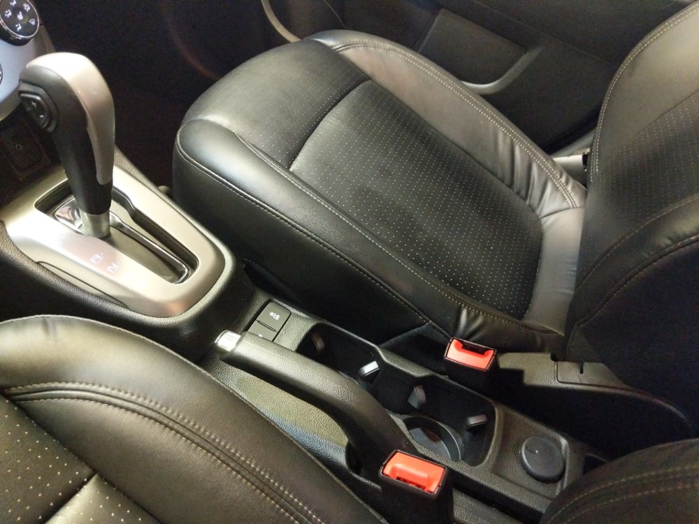 2017 Chevrolet Sonic - Center Console/Cup Holders