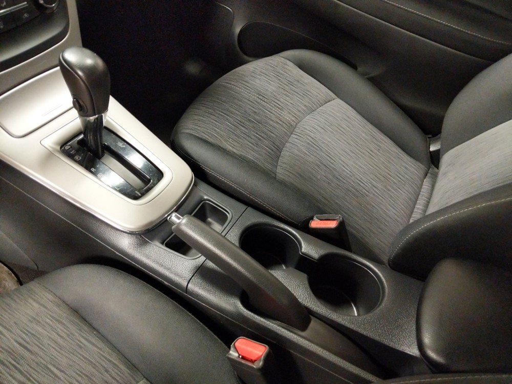 2015 Nissan Sentra - Center Console/Cup Holders