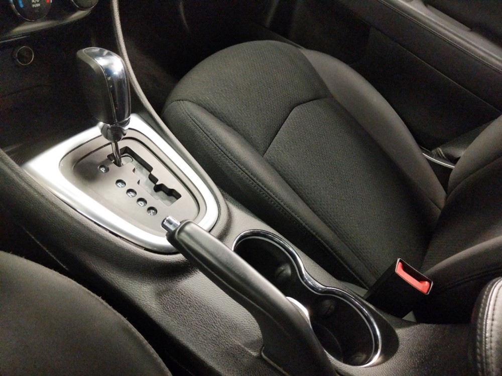 2014 Chrysler 200 - Center Console/Cup Holders