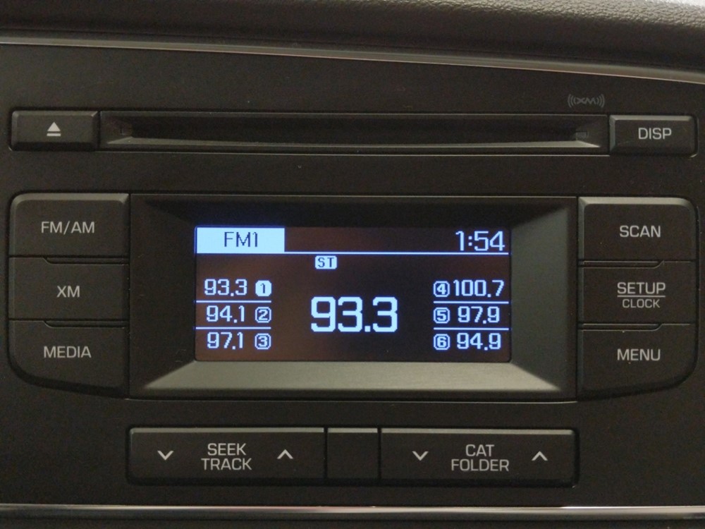 2017 Hyundai Elantra - Stereo Package