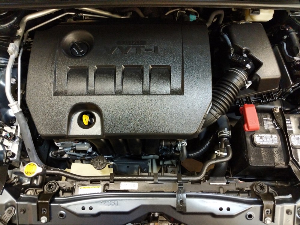 2016 Toyota Corolla - Engine