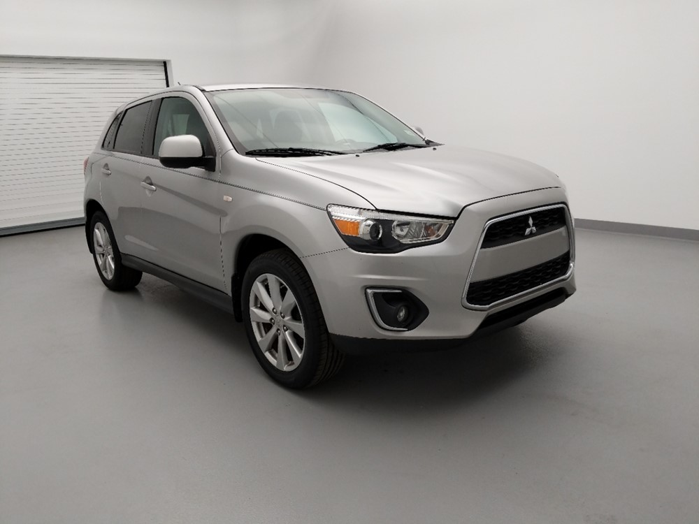 2015 Mitsubishi Outlander - Passenger Front Bumper