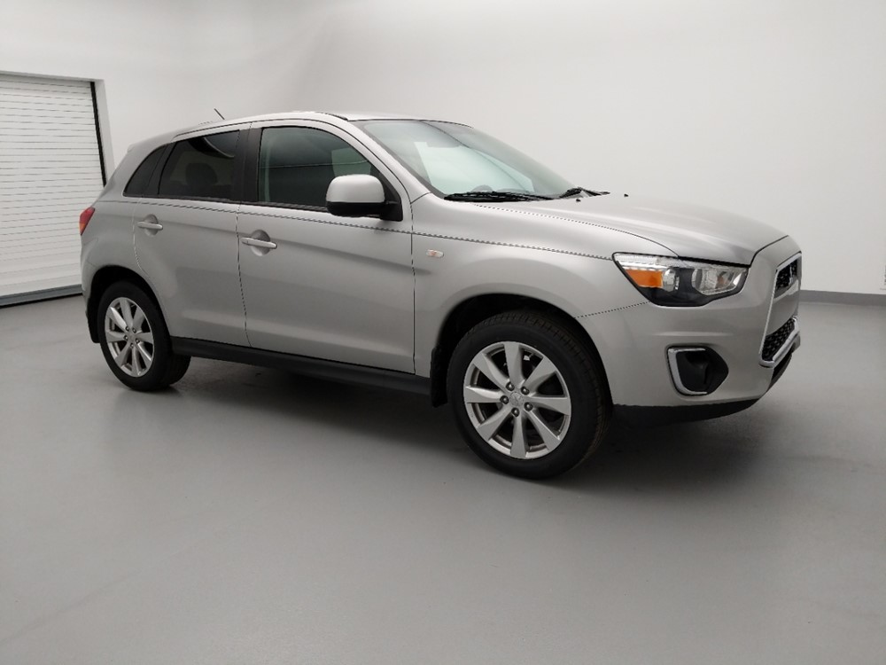 2015 Mitsubishi Outlander - Passenger Front Side