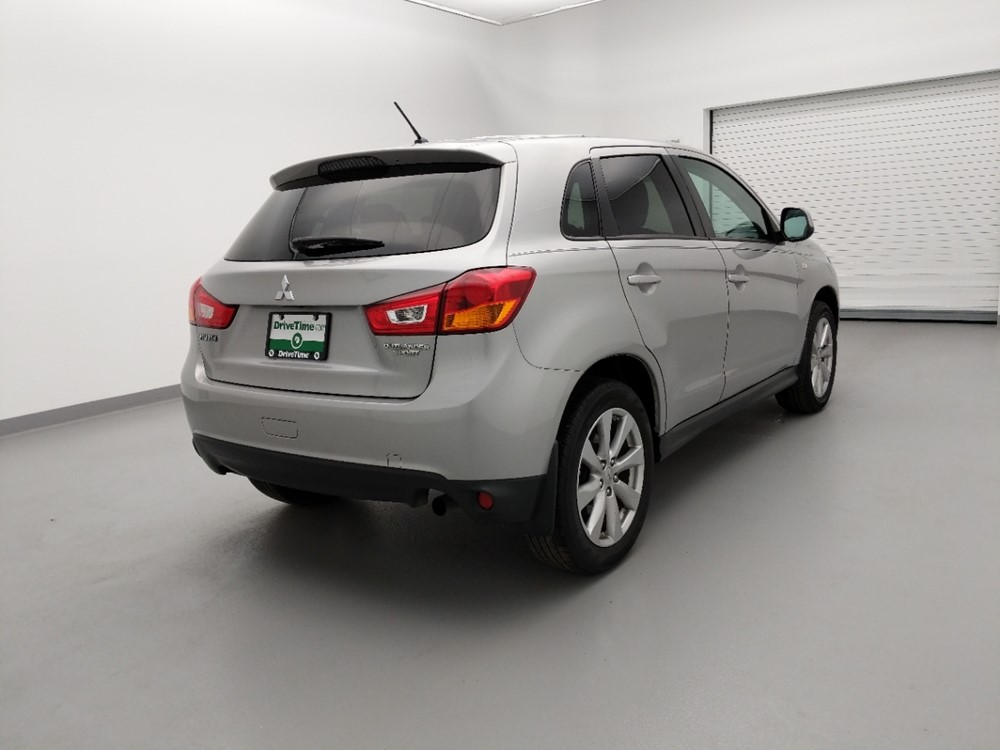 2015 Mitsubishi Outlander - Passenger Rear Bumper