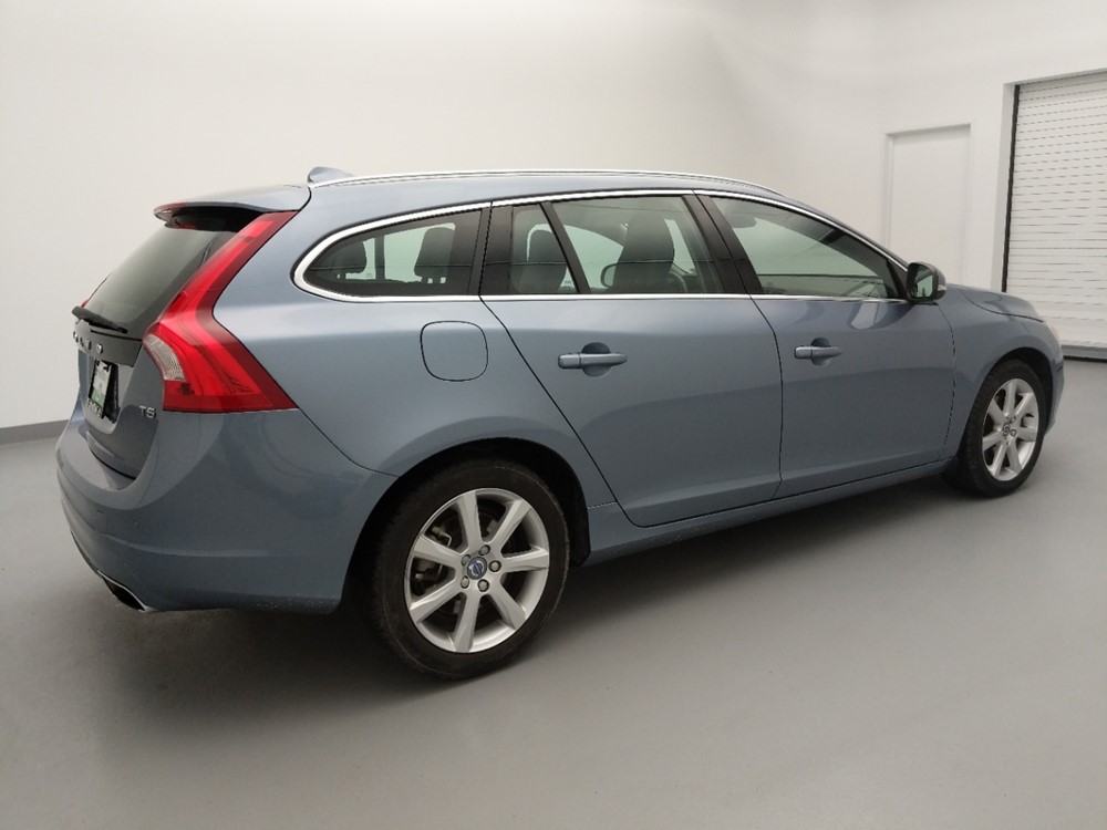 2017 Volvo V60 - Passenger Rear Side