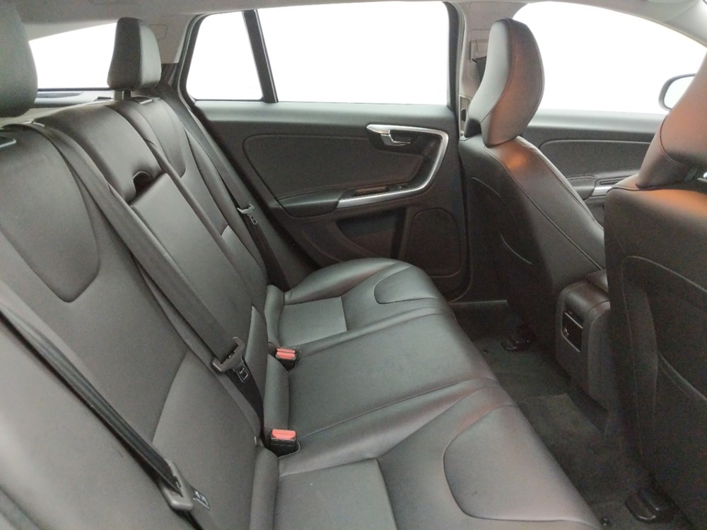 2017 Volvo V60 - Passenger Rear Seat