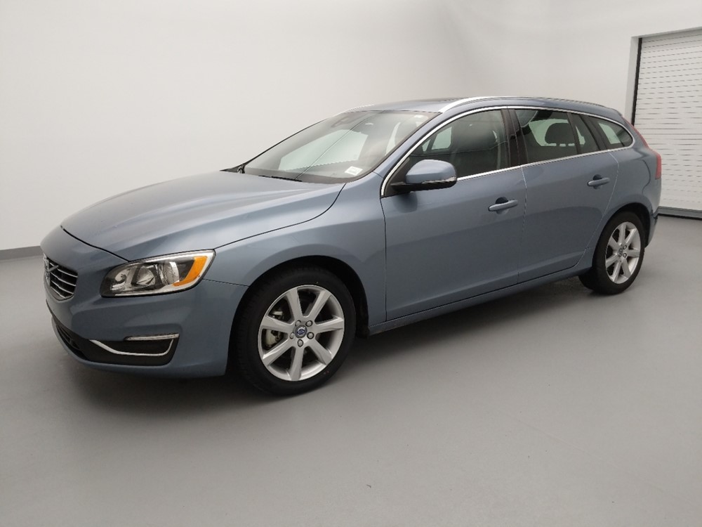 2017 Volvo V60 - Driver Front Side