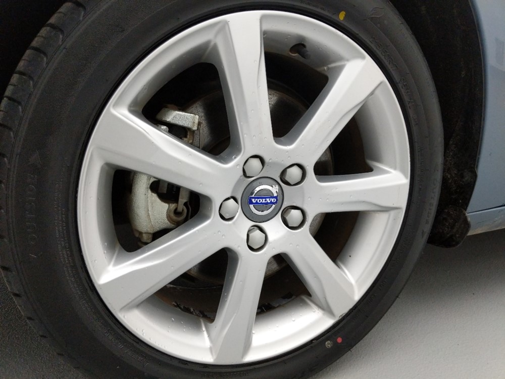 2017 Volvo V60 - Wheel