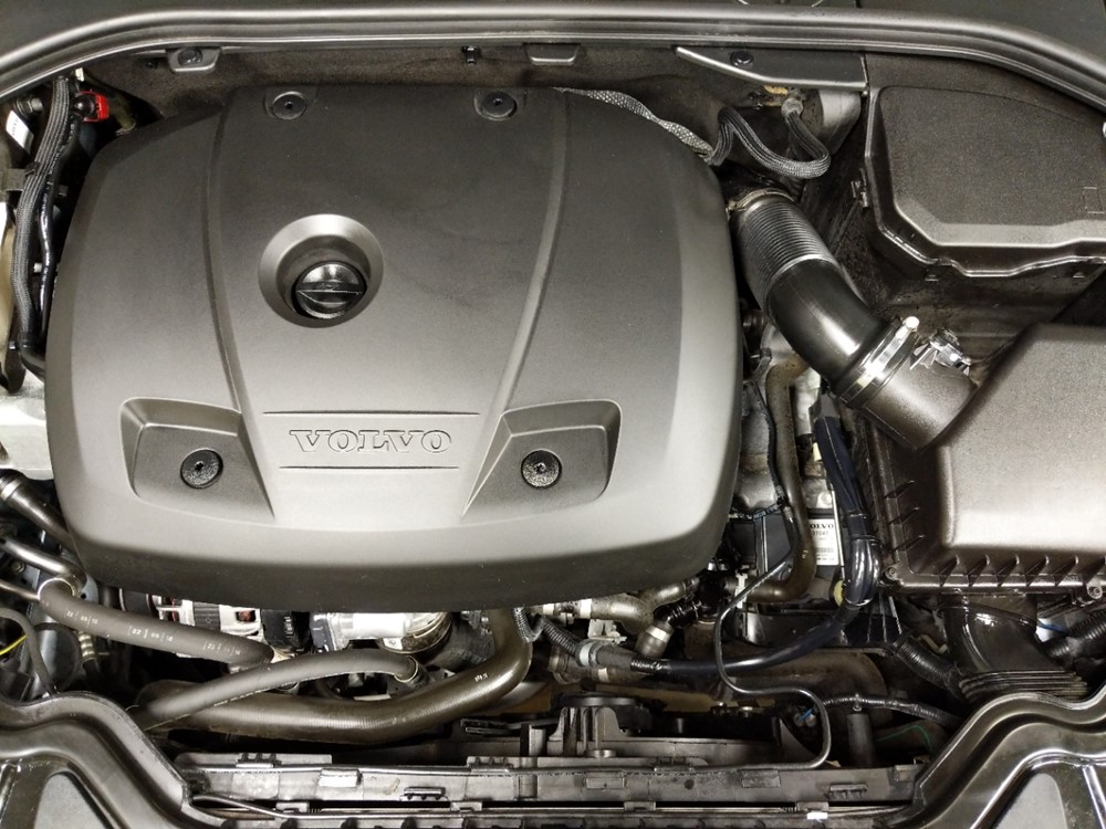 2017 Volvo V60 - Engine