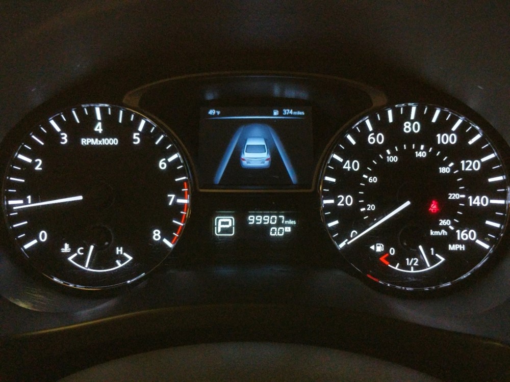 2015 Nissan Altima - Odometer Close Up
