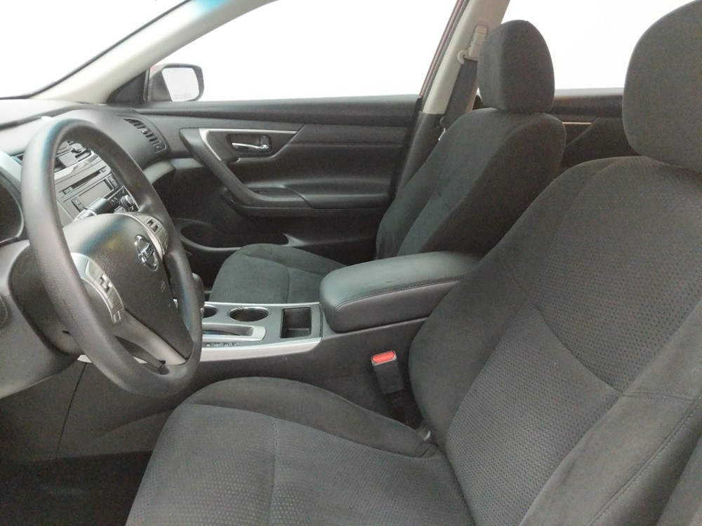 2015 Nissan Altima - Driver Front Seat