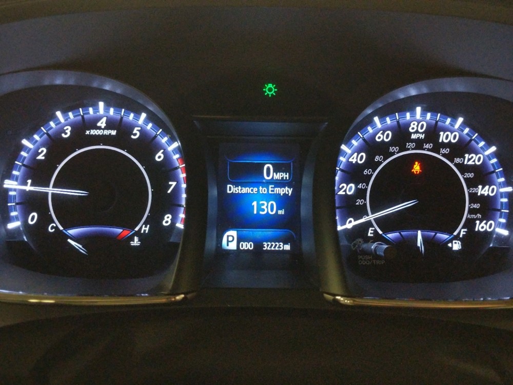 2016 Toyota Avalon - Odometer Close Up
