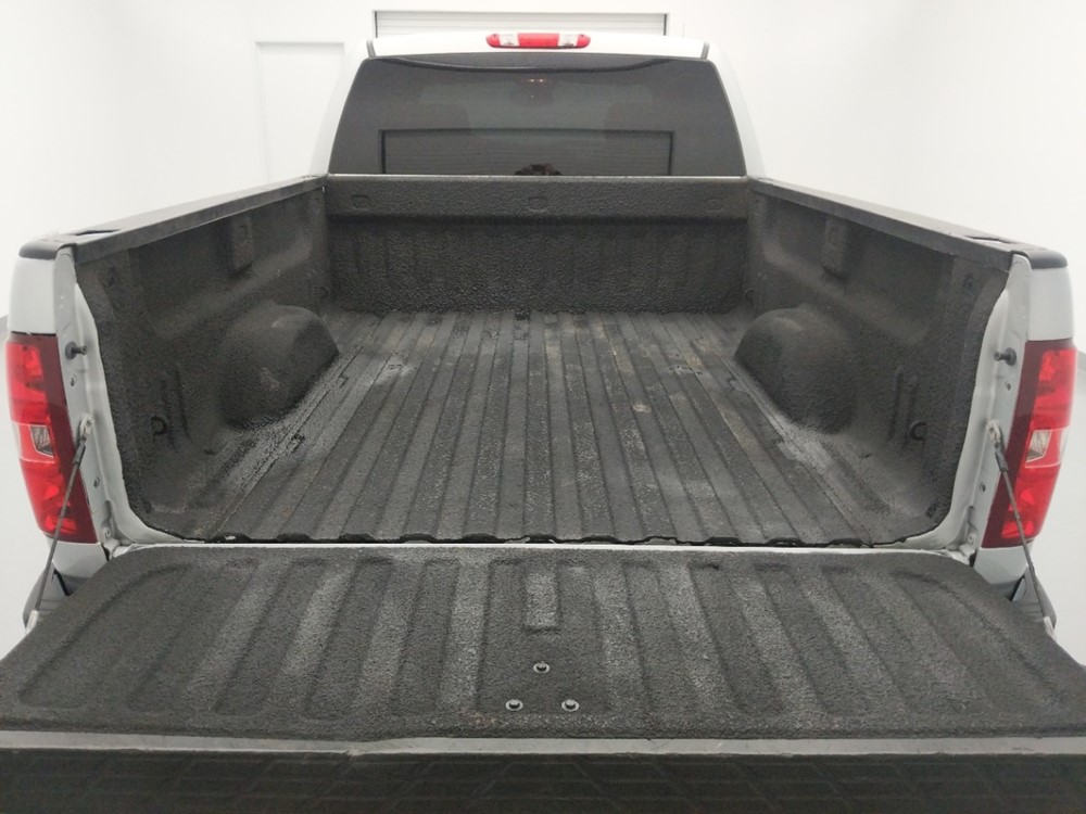 2013 Chevrolet Silverado 1500 - Trunk
