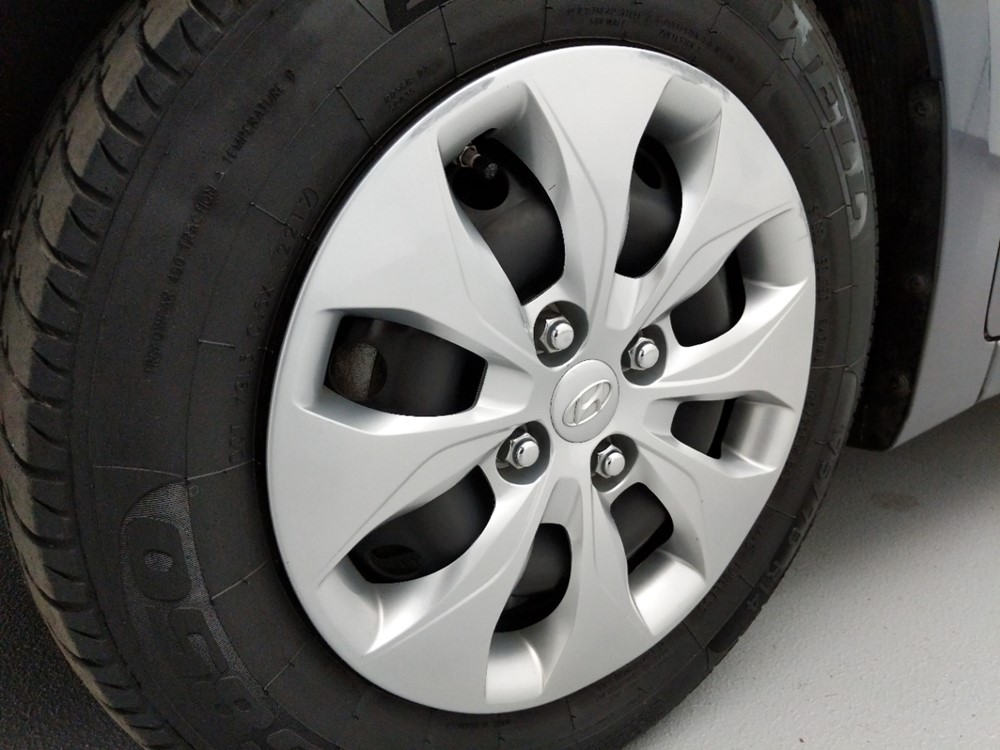2017 Hyundai Accent - Wheel