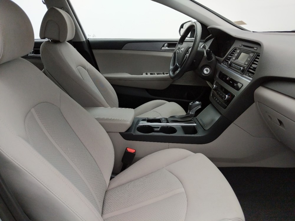 2017 Hyundai Sonata - Passenger Front Seat