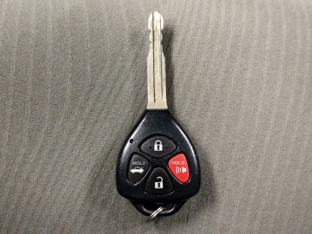 2013 Toyota Corolla - Keys