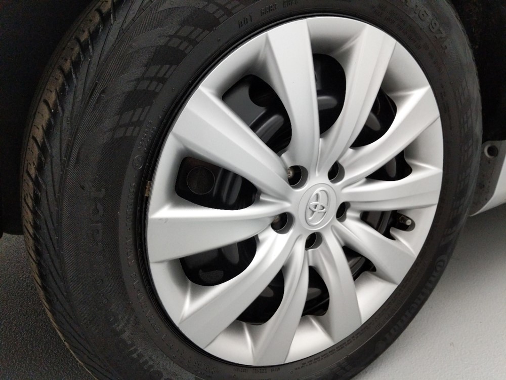 2013 Toyota Corolla - Wheel