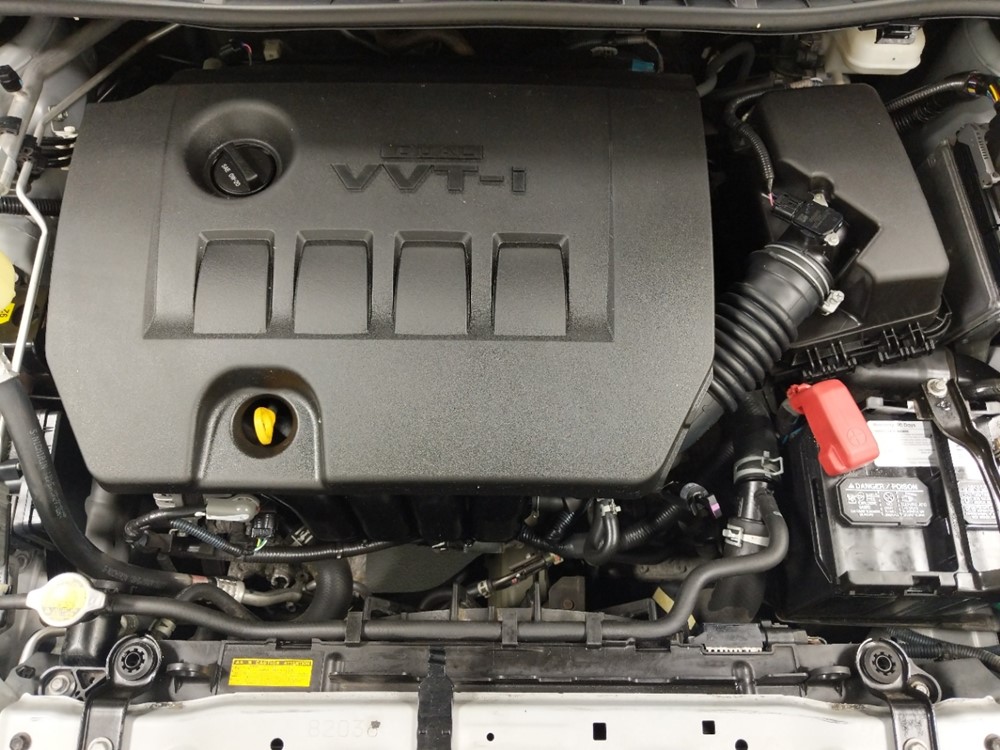 2013 Toyota Corolla - Engine