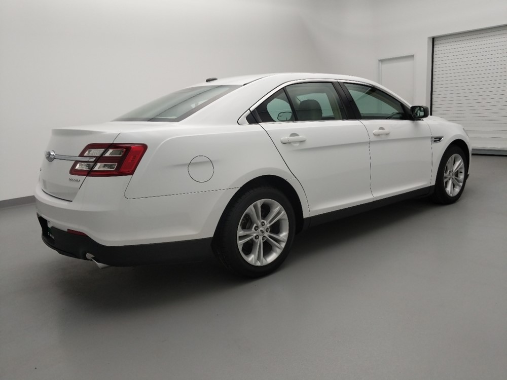 2015 Ford Taurus - Passenger Rear Side