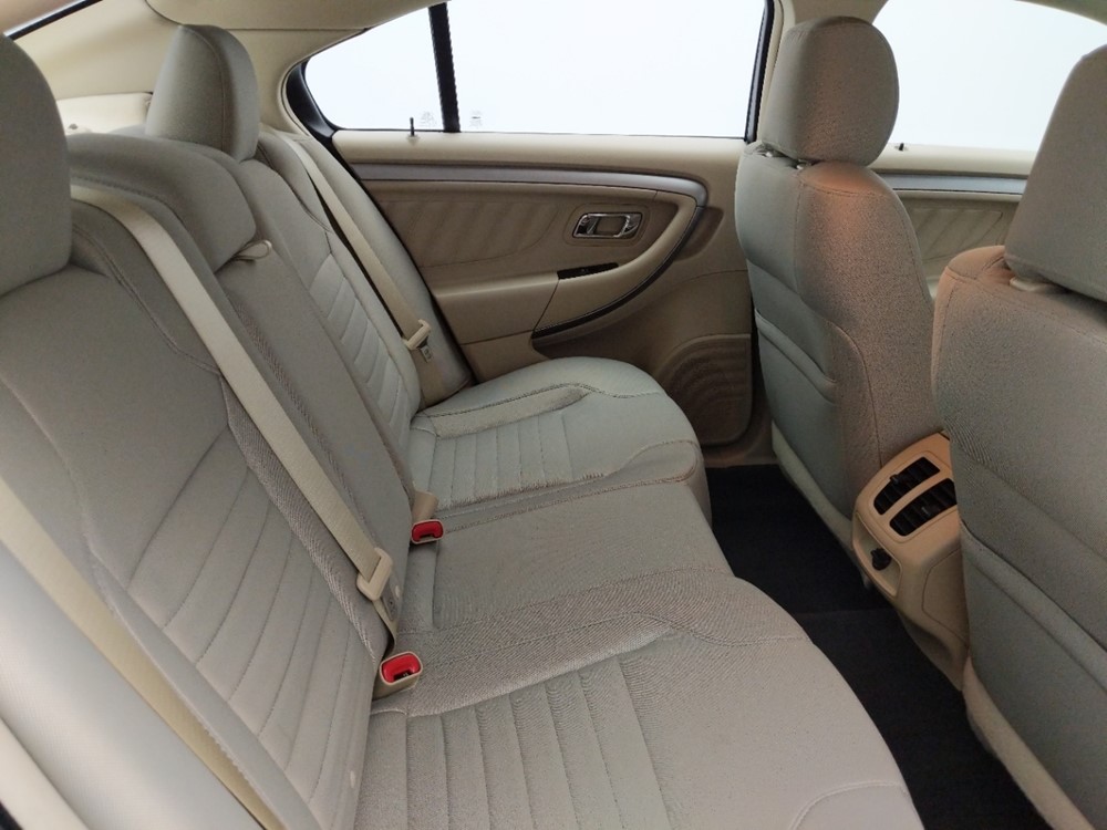 2015 Ford Taurus - Passenger Rear Seat