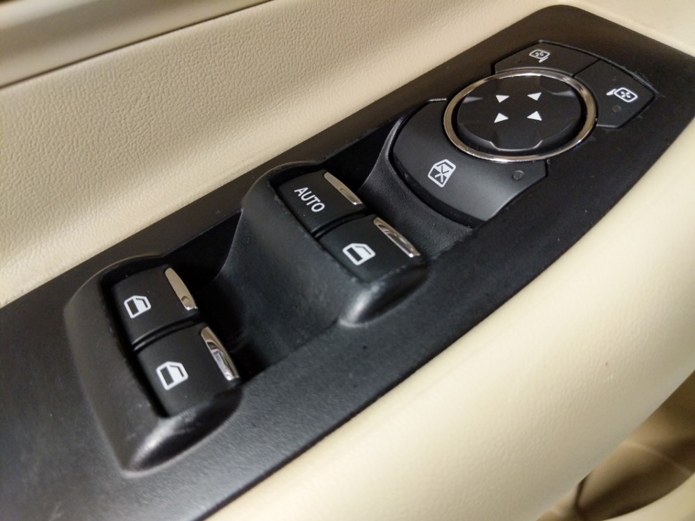 2015 Ford Taurus - Driver Power Windows/Lock Control