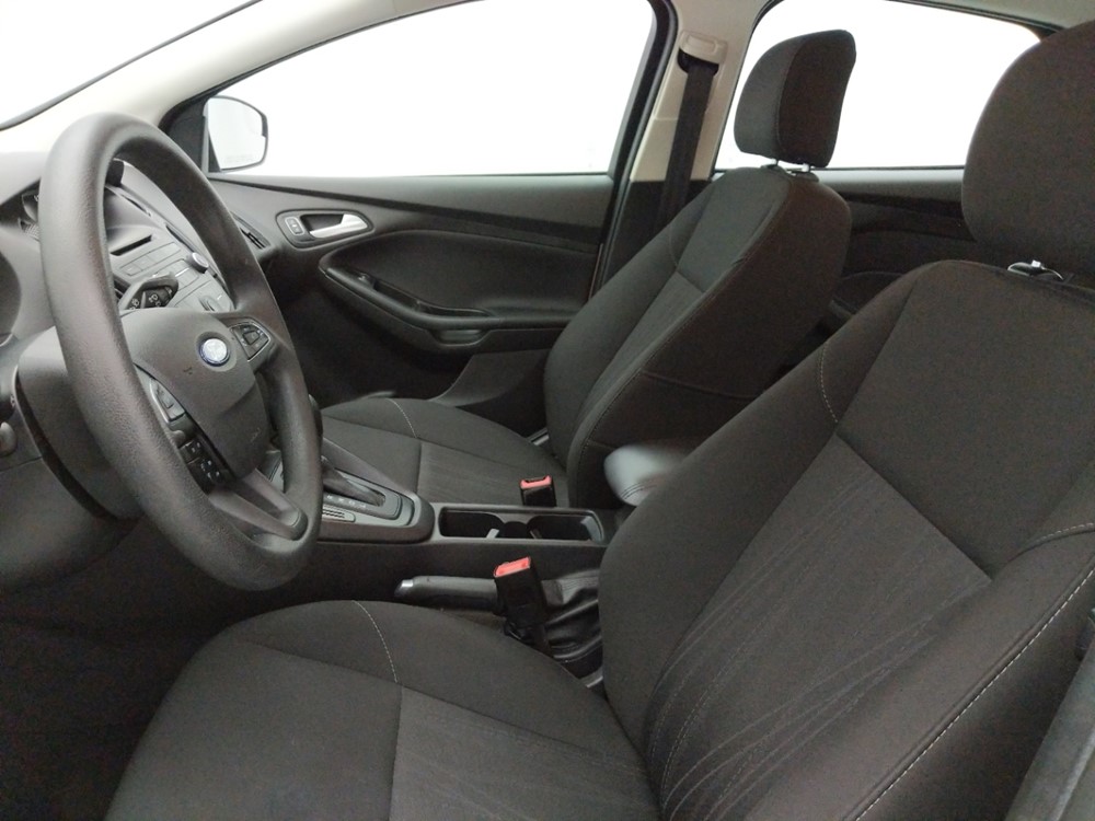 2017 Ford Focus - Driver Front Seat