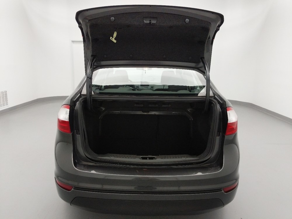 2017 Ford Fiesta - Trunk