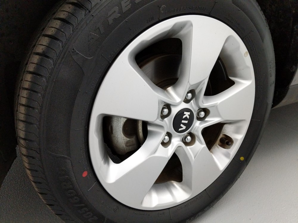 2017 Kia Soul - Wheel